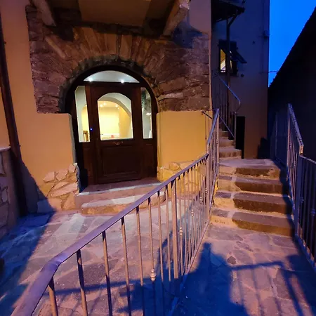 Holiday home Tra I Monti E San Martino *